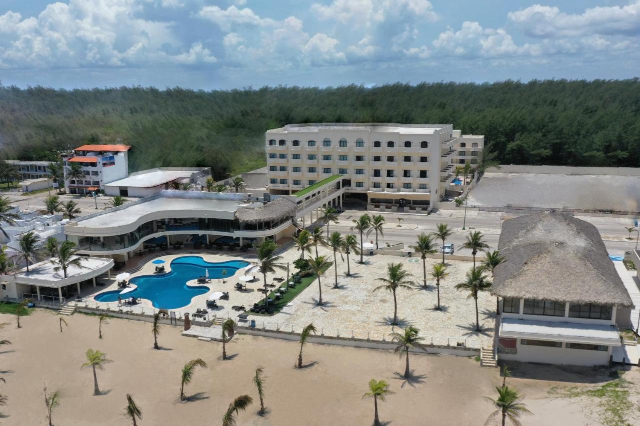 Hotel Arenas Del Mar Resort 탐피코 외부 사진