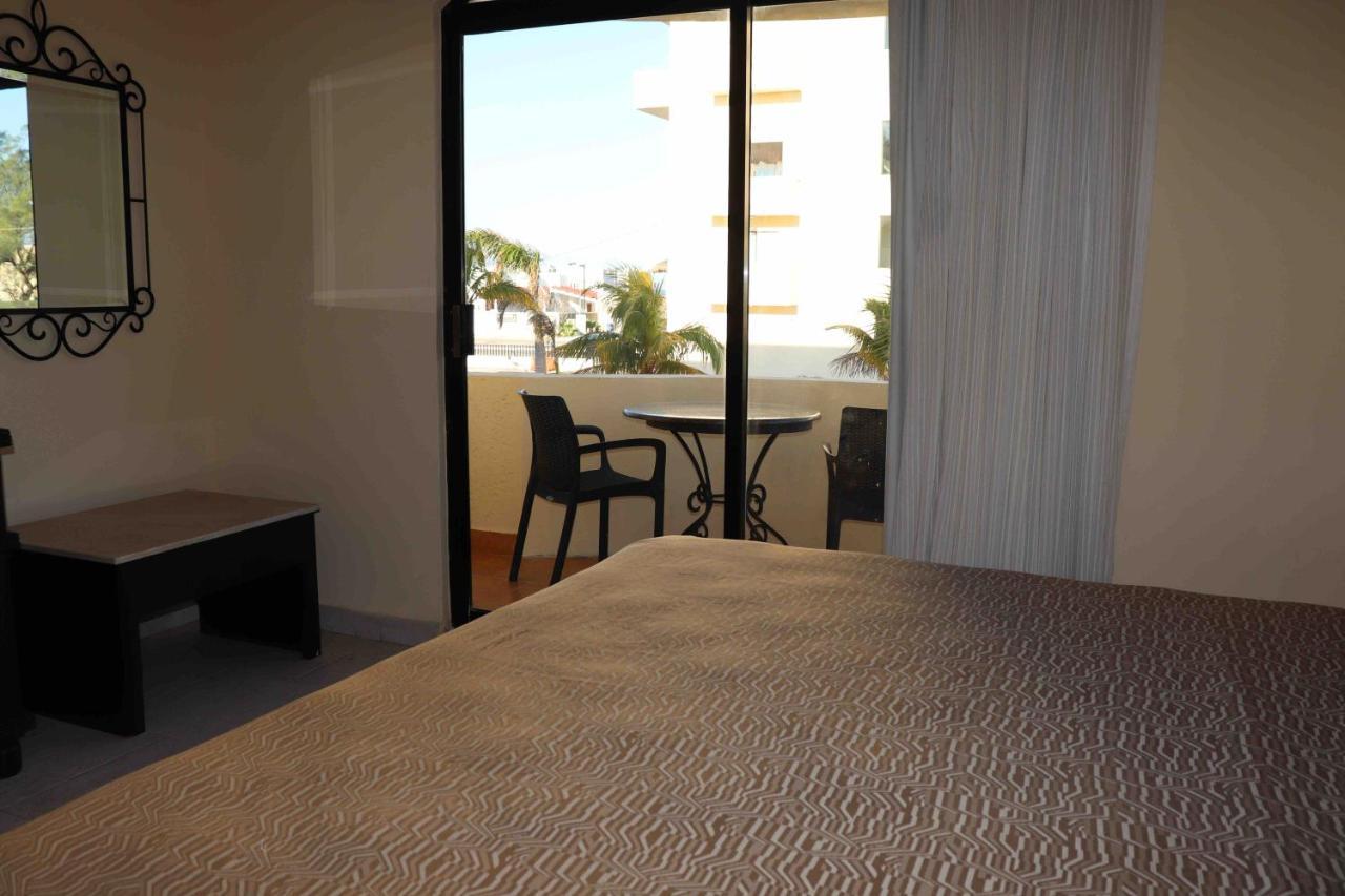 Hotel Arenas Del Mar Resort 탐피코 객실 사진