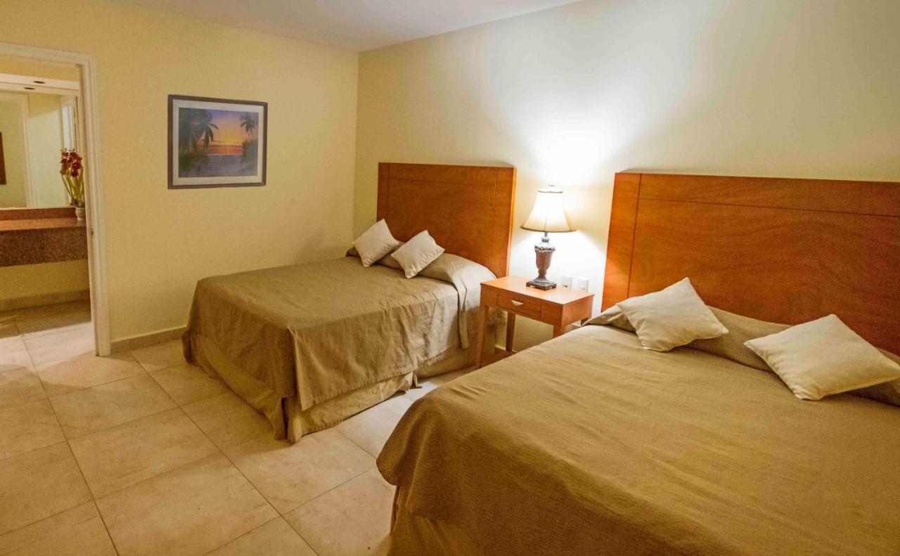 Hotel Arenas Del Mar Resort 탐피코 외부 사진